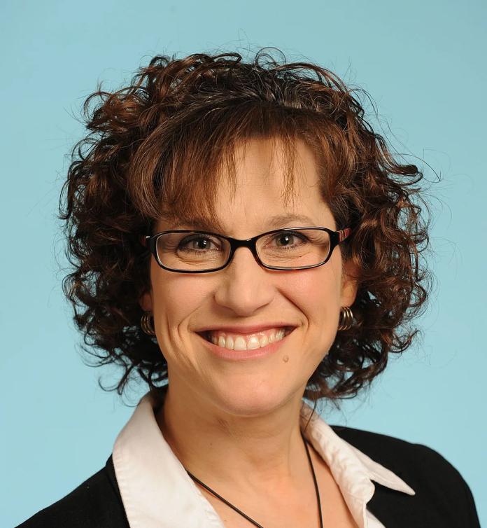 A photo of Lisa Martin, PhD.